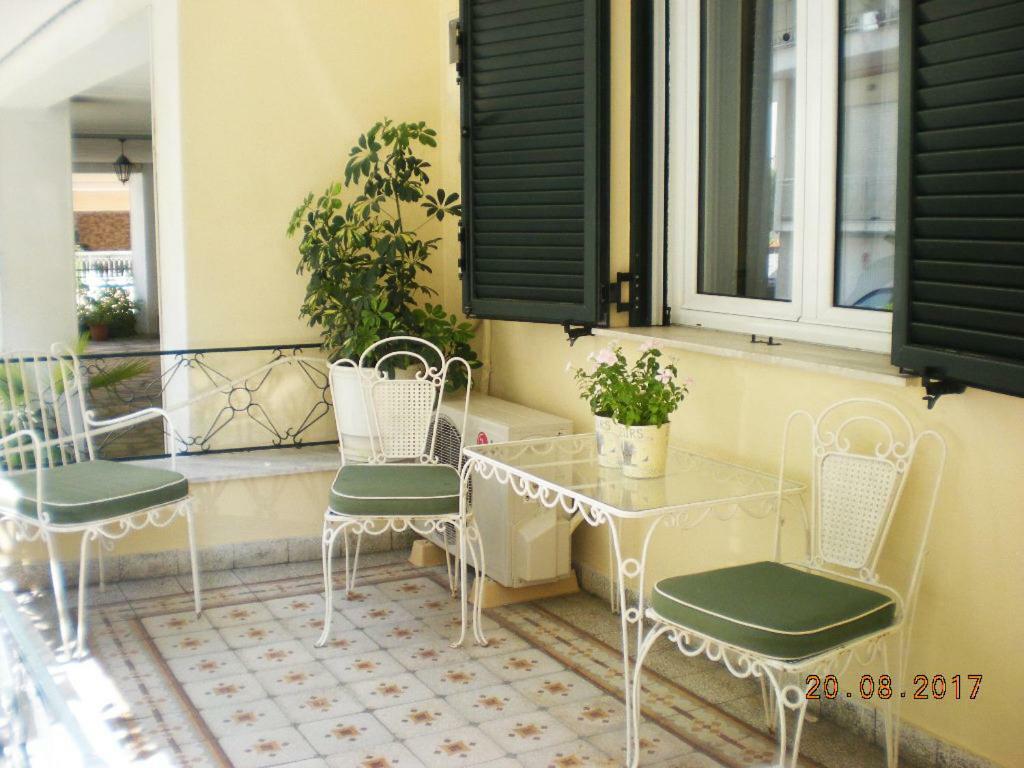 Aristi'S House Apartment Volos Exterior foto